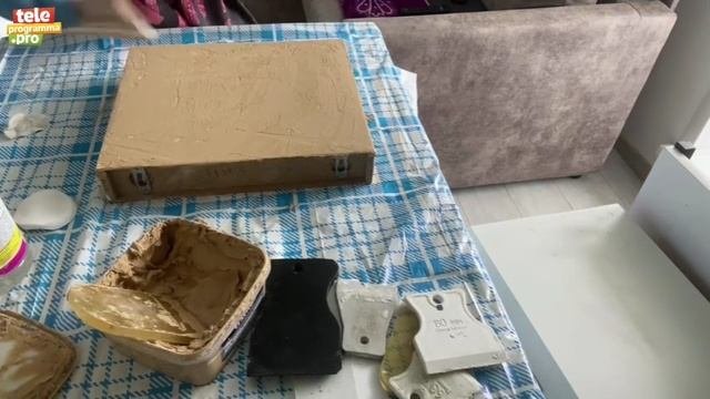 Как сделать из старой полки авторскую вещь