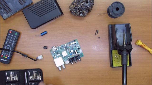 Ремонт ресивера для цифрового телевидения. DENN. Бредни электронщика. смотреть онлайн