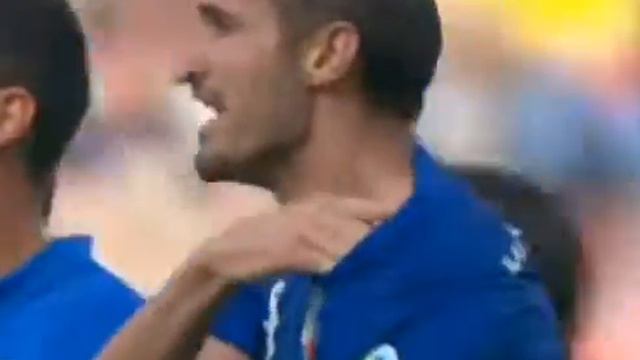 Шок!!!!Суарес кусается!!!!😵 смотреть онлайн