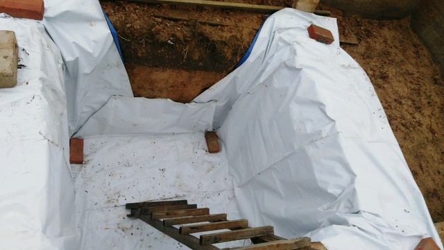 Как построить ДЕШЕВЫЙ погреб в домЕ смотреть онлайн