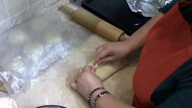 МИНИ ХАЧАПУРИ - ЛОДОЧКИ (АДЖАРСКИЕ) С ПЕРЕПЕЛИНЫМИ ЯЙЦАМИ.