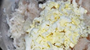 Расстегаи с консервой и рисом