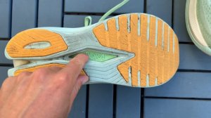 Обзор на кроссовки Hoka Mach X