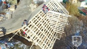 Сборка и подъем крыши из ферм на металло-зубчатых пластинах MITEK в Хабаровске (Фермы на МЗП) #2