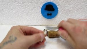 Миниатюрная фигурка. Конь Юлий, сделан из винной пробки. Поделка своими руками.