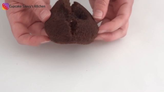 Kit Kat Stacked Chocolate Brownie Donuts with Condensed Milk Buttercream MUST Try! смотреть онлайн