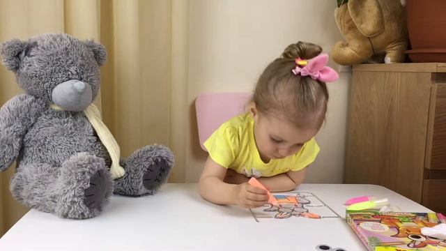 Раскрашиваем детский витраж Кенгуру. Учим цвета и развиваем мелкую моторику рук смотреть онлайн