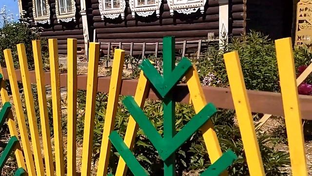 Не дорогой и очень легкий в исполнении забор своими руками. inexpensive fence смотреть онлайн