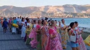 БОЛЬШАЯ ХАРИНАМА В НОВОРОССЕ❤️