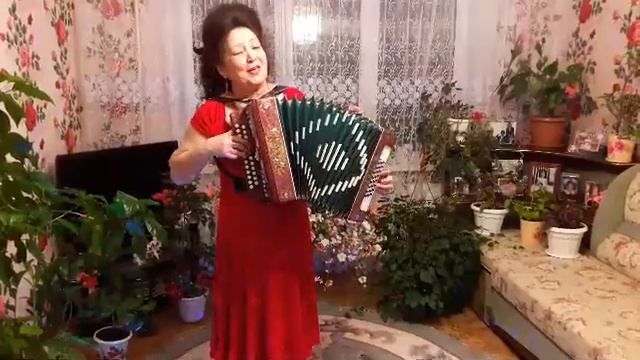 Нурсания Гусманова