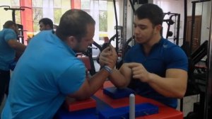 T-POWER: #армрестлинг- борьба "верхом"