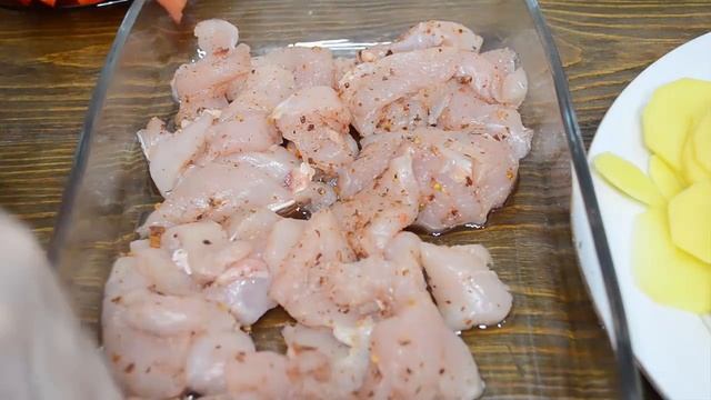 Невероятно вкусно!Это блюдо оценят все!Картофель с мясом ?по-королевски! смотреть онлайн