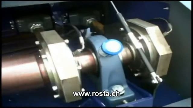 Отсеивающий вибрационный грохот с опорами и приводными головками ROSTA смотреть онлайн