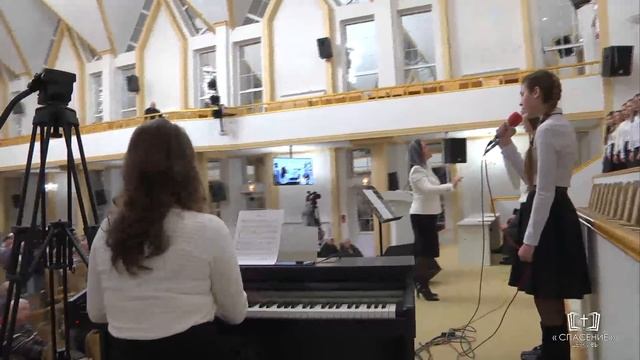 В светлых домах уют / Песня смотреть онлайн