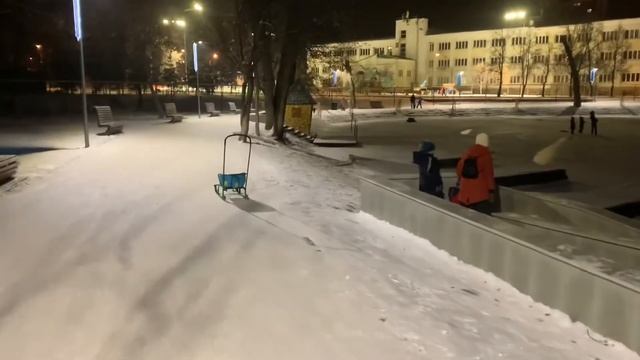 В парке Якутова появилась платная парковка! Уфа зимой. Где погулять в Уфе. Развлечения для детей.
