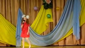 Распорядок дня. Поет Софья Чех