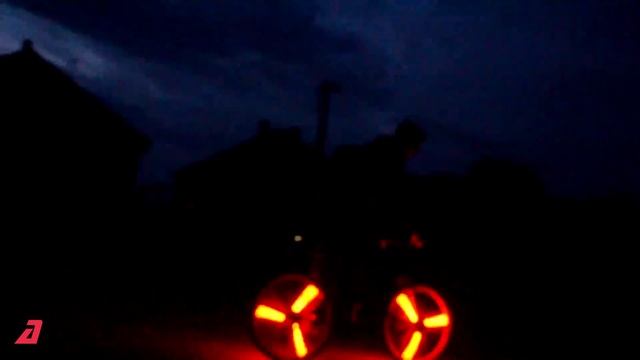 Элементарная Подсветка Колес Велосипеда ? Своими Руками [Совместный Выпуск] смотреть онлайн