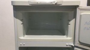 Холодильник INDESIT R27G 015