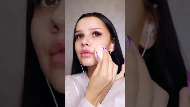 Asmr makeup Nadina Ioana / Асмр макияж из тик тока??