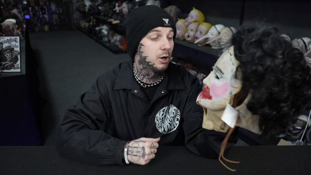 The BEST MASK THIS YEAR! смотреть онлайн