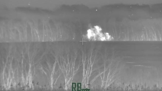 Кадры работы артиллерии на Сватовском направлении смотреть онлайн