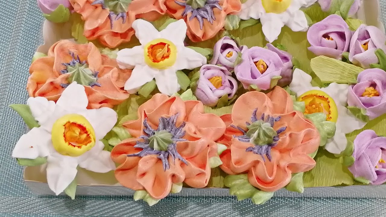 Цветы из безе / Украшение для куличей