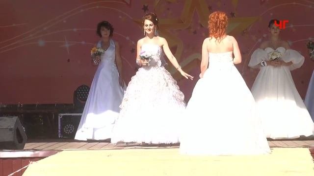 Дефиле невест