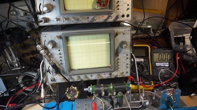 Проверка блока питания компьютера после ремонта на мощных нагрузках и тепловизором. Соблюдайте ТБ. смотреть онлайн