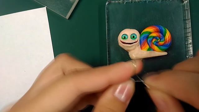 Радужная улитка из пластики • мастер класс • polymer clay • DIY смотреть онлайн