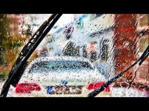 ПОЧЕМУ В ДОЖДЬ АВТОМОБИЛЬ ЕДЕТ ЛУЧШЕ
