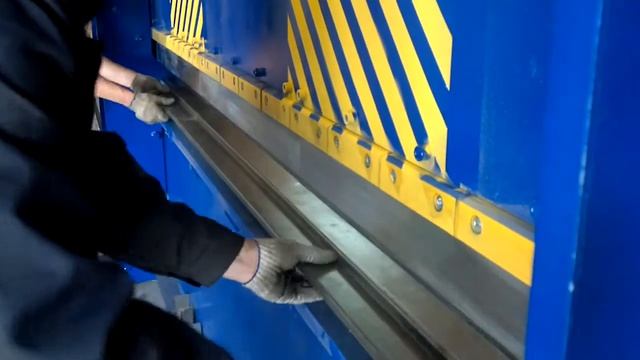 Листогиб гидравлический серии ОВМ 9777
