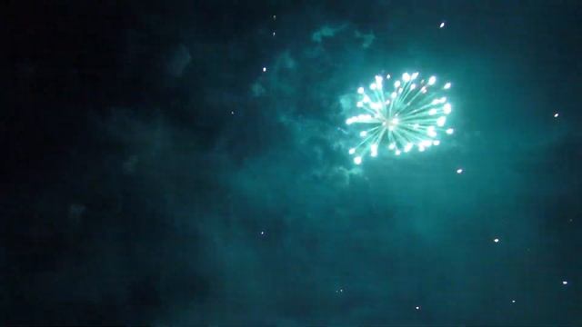 Праздничный салют Fireworks celebration