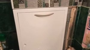 Установка ревизионного люка (дверцы)