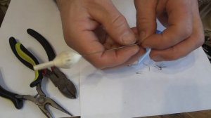 Кольцо на поплавок для пропуска лески.