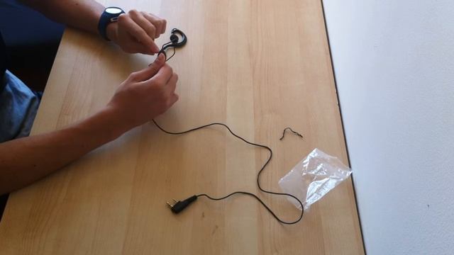 Baofeng Earpiece смотреть онлайн