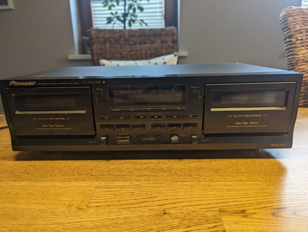 Двухкассетная дэка Pioneer Ct-W208R Stereo Double с автоматическим реверсом-выпуск-1999-по-2001-год