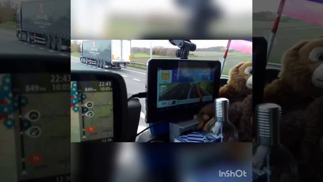 ДАЛЬНОБОЙЩИКИ МЕНЯ ПОЙМУТ А Я ВОТ НА ПЕНСИИ...А ВСЕ РАВНО СЕРДЦЕ ЩЕМИТ КОГДА МИМО ПРОЕЗЖАЮТ ФУРЫ... смотреть онлайн