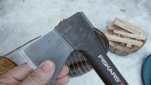 Не очень хороший отзыв о топоре Fiskars X5.