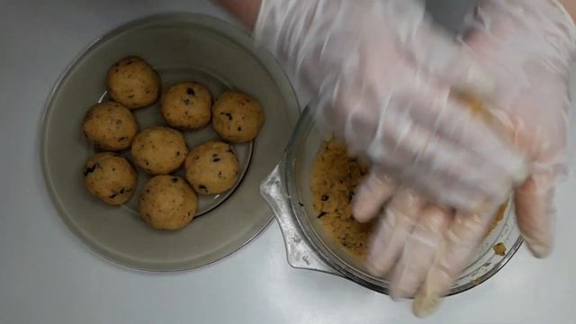 Фрикадельки с картофелем в духовке