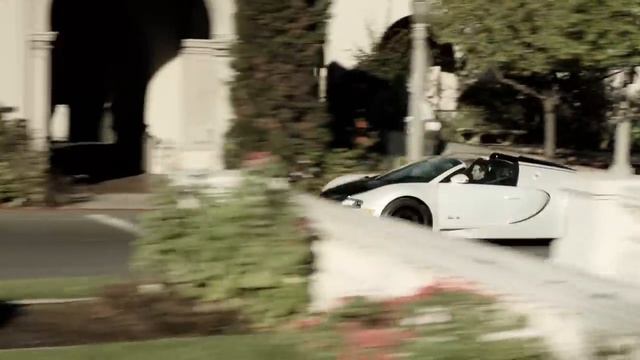 Bugatti Veyron 16.4 Grand Sport | Open Roof смотреть онлайн