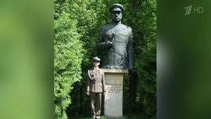 На западе Польши вандалы похитили и изуродовали ск... легендарного маршала Константина Рокоссовского