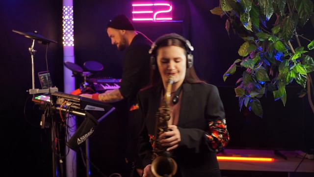Im from Ukraine - E2 live project Deep  Melodic Techno Saxophone Improvise