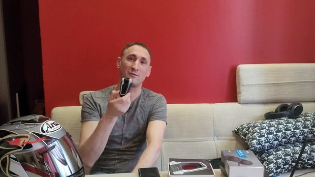 Слушать музыку ехать и разговаривать по телефону!!! Все это возможно в шлеме? смотреть онлайн