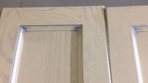 Фасады из массива ясеня для кухни