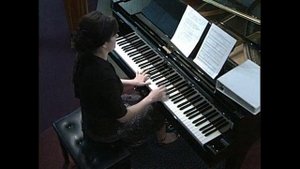 Едва в степи проснулось утро..