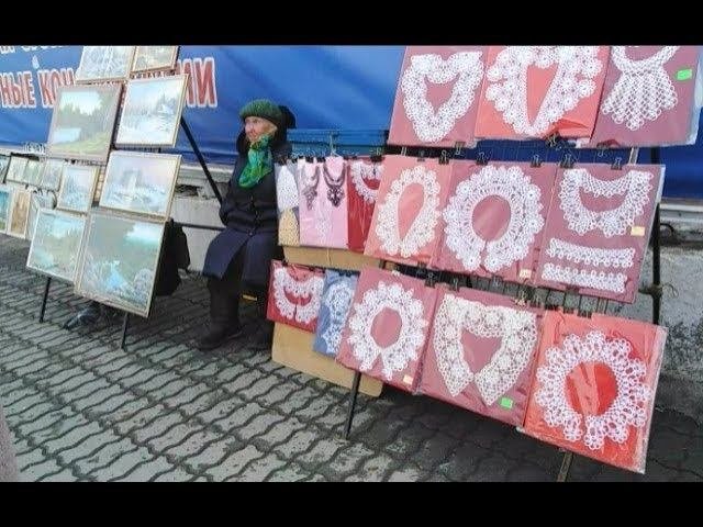 Сувенирный рынок,аллея художников на перекрестке улиц Куйбышева и 8 Марта..