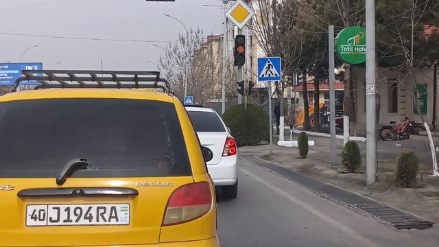 Автосалон Mercedes Benz, ЯНГИ Автосалон "@", Tank 7 Avtocar.