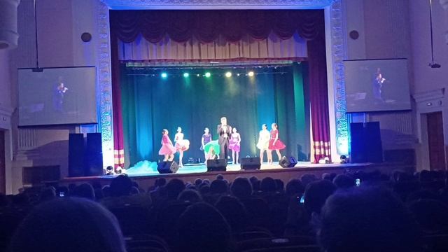 Александр Дроздов и шоу-группа "Звёзды". "Ни минуты покоя"