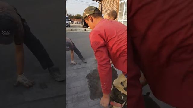 Штампованный бетон в место тротуарной плитки профессиональная укладка печатного бетона ???
