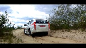 Новый MITSUBISHI PAJERO SPORT и L200: СРАВНИТЬ off-road